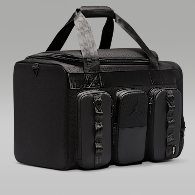 NIKE公式】ジョーダン コレクターズ ジム ダッフル (45L).オンライン